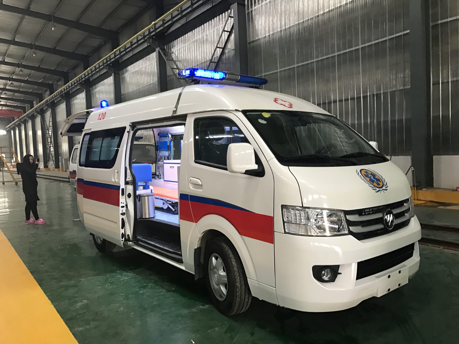平山县救护车转院
